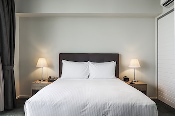 crowne plaza residences port moresby