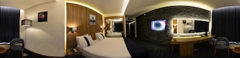 monarch hotel