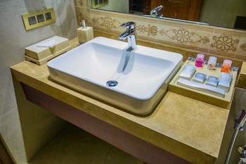 hotel sai palace