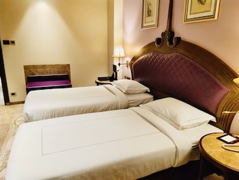 hotel sai palace