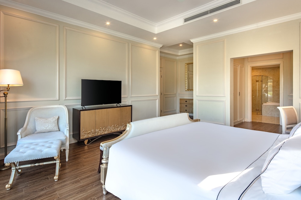 melia vinpearl cua sot beach resort