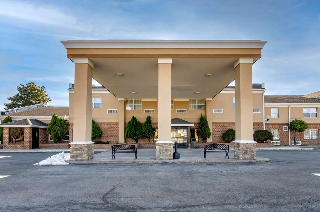 comfort inn and suites