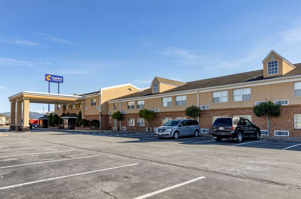 comfort inn and suites