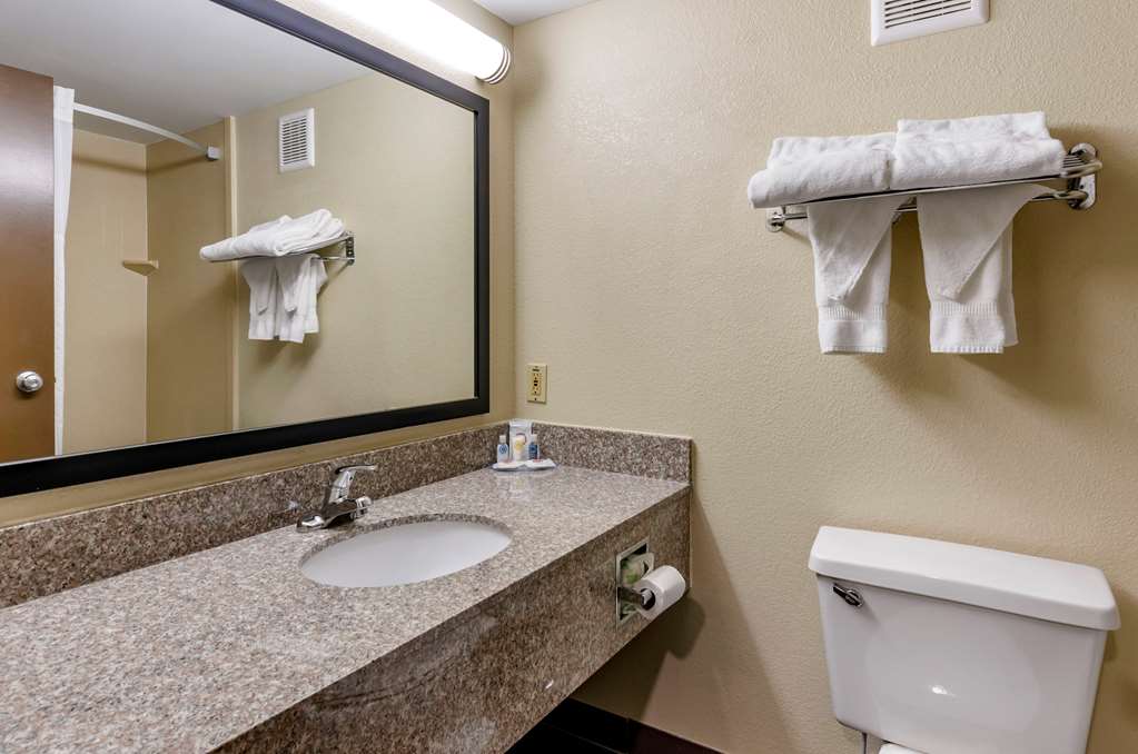 comfort inn and suites