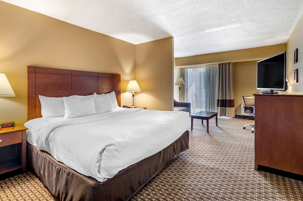 comfort inn and suites