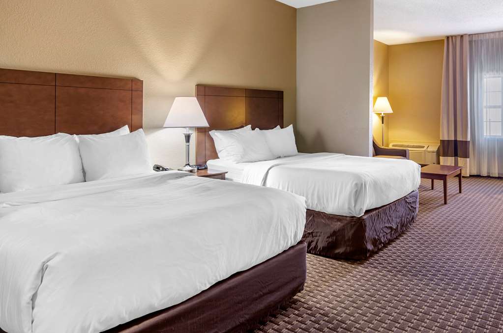 comfort inn and suites