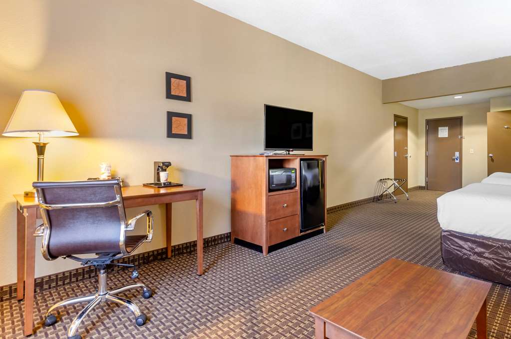 comfort inn and suites