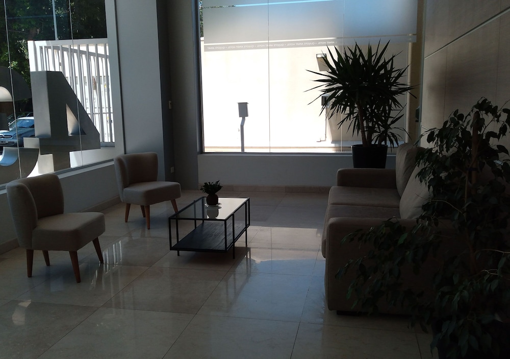 apart hotel quijote by dot suites