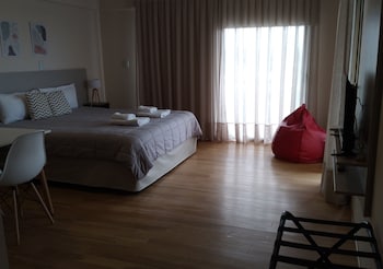 apart hotel quijote by dot suites