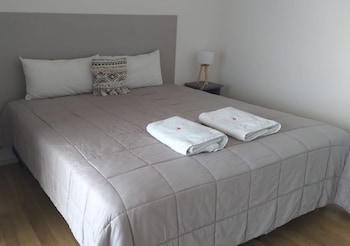 apart hotel quijote by dot suites