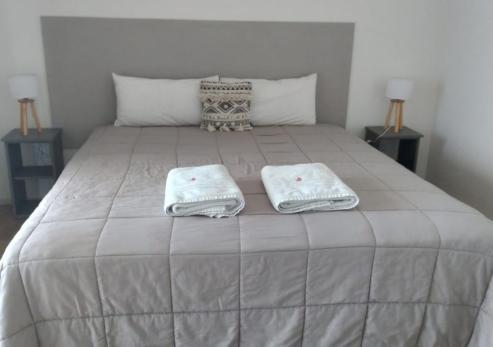 apart hotel quijote by dot suites