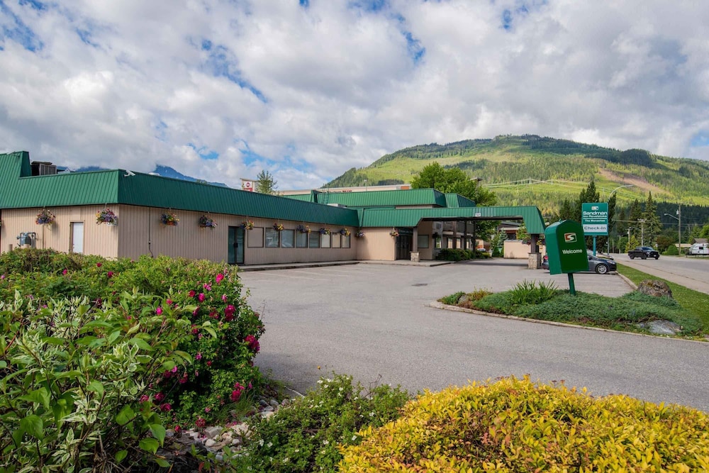 sandman hotel revelstoke