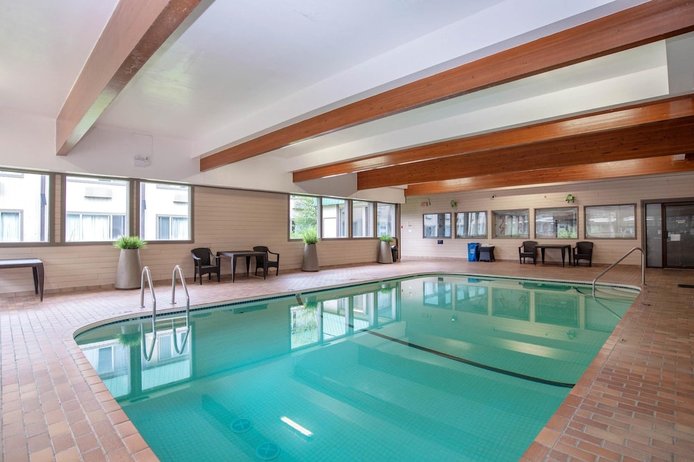 sandman hotel revelstoke