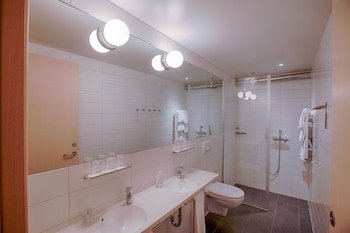 reykjavik lights by keahotels