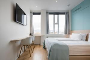 reykjavik lights by keahotels