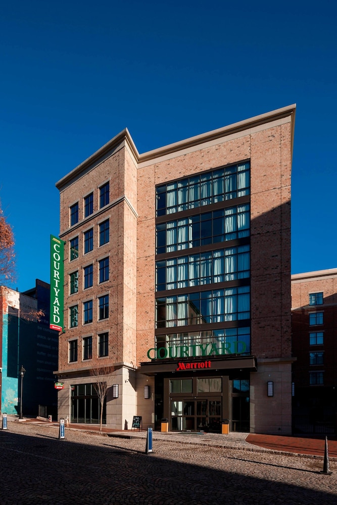 courtyard by marriott richmond downtown