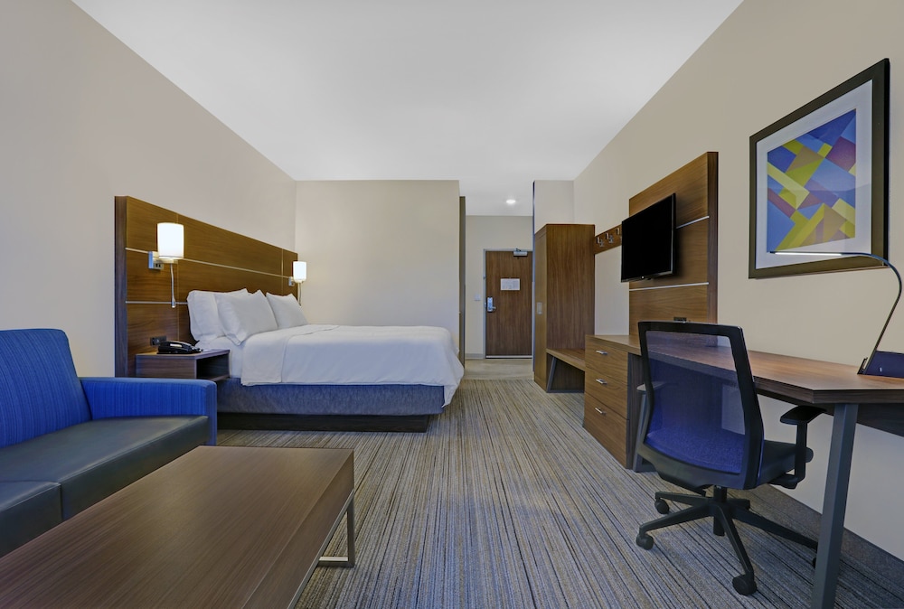 holiday inn express and suites lenexa overland park area