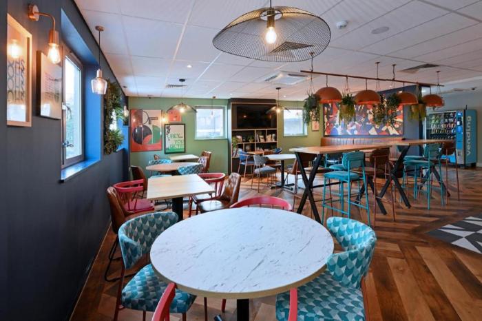 travelodge bracknell central