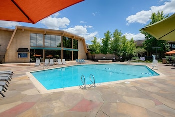 Red Lion Hotel Redding,Shasta>>Redding,3 star