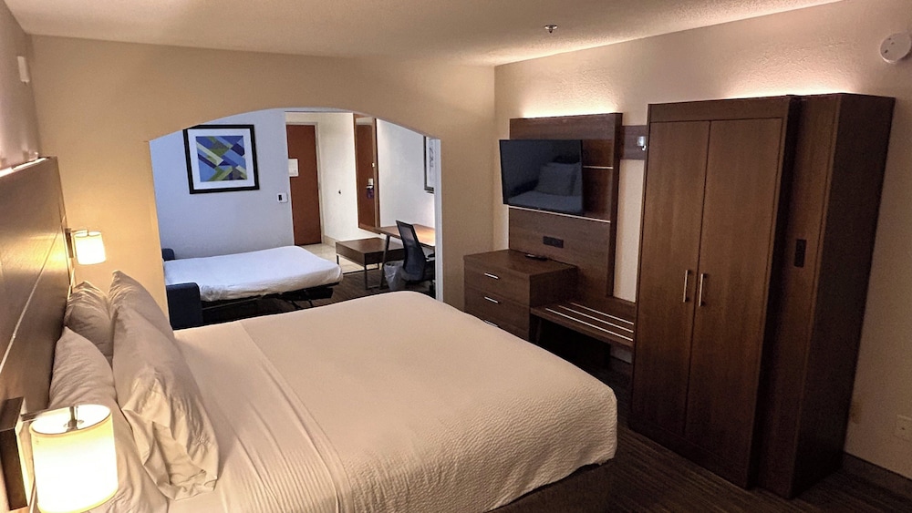 holiday inn express and suites reidsville by ihg