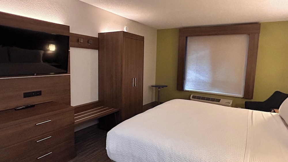 holiday inn express and suites reidsville by ihg