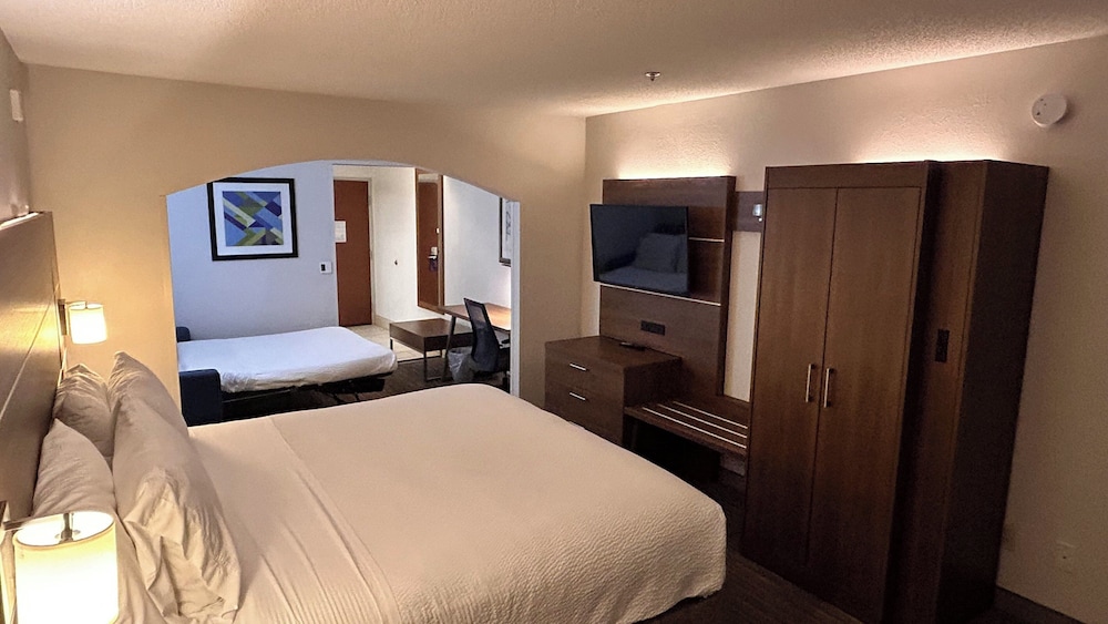 holiday inn express and suites reidsville by ihg