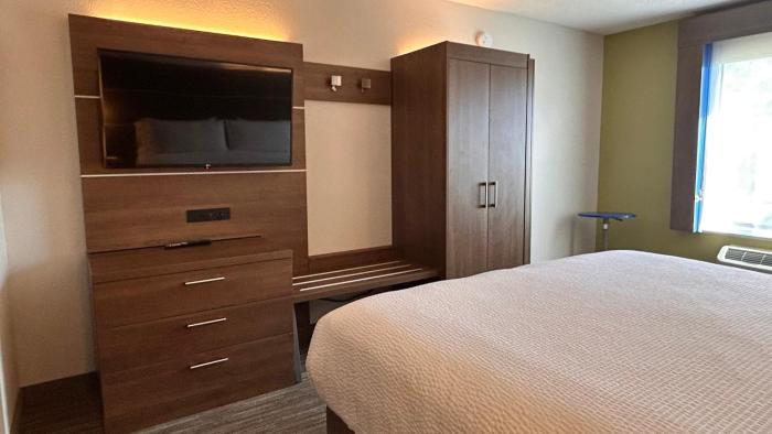 holiday inn express and suites reidsville by ihg