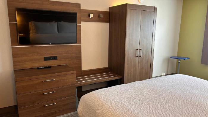 holiday inn express and suites reidsville by ihg