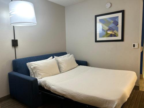 holiday inn express and suites reidsville by ihg