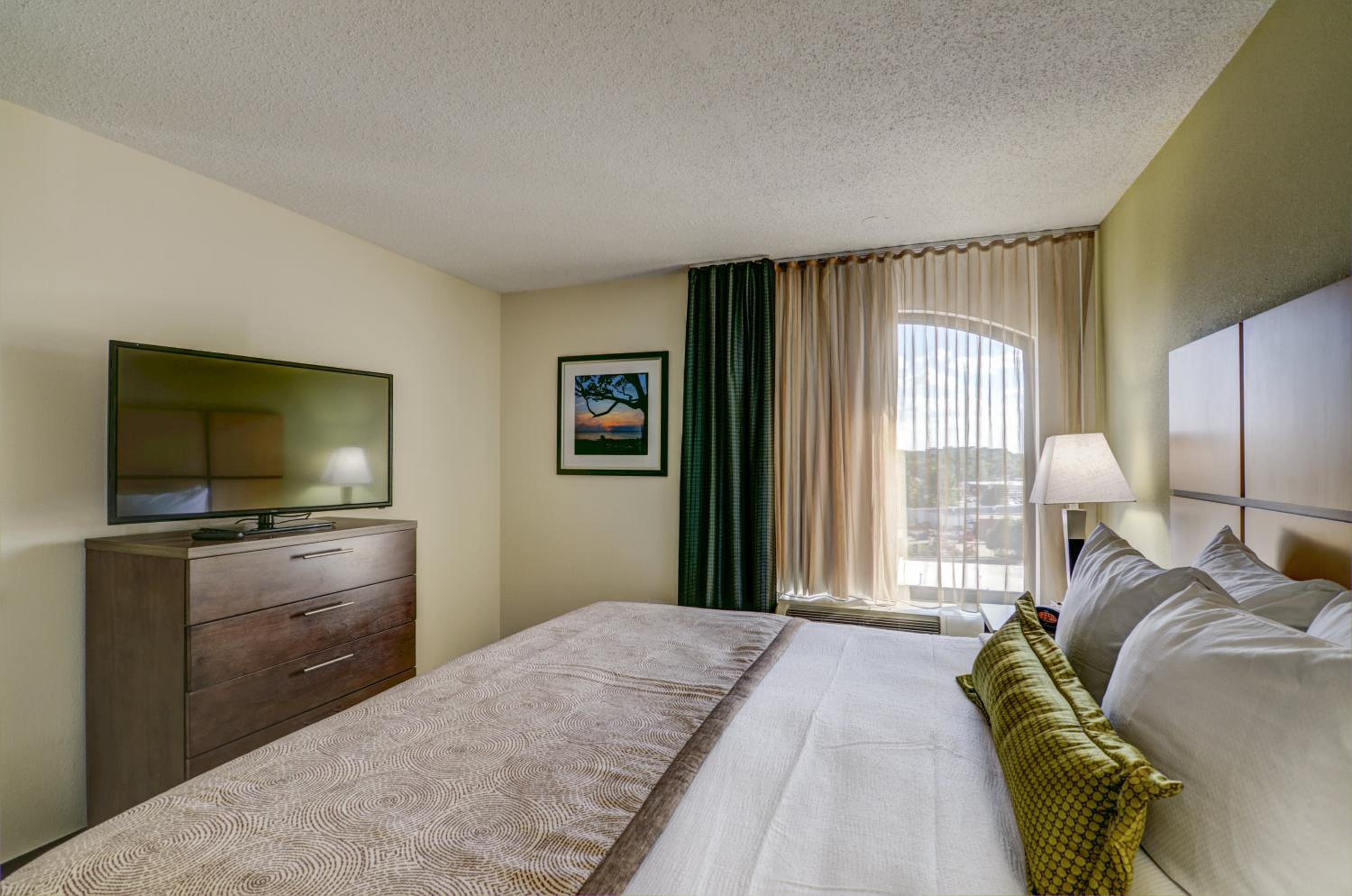 candlewood suites richmond west broad by ihg