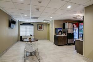 candlewood suites richmond west broad by ihg