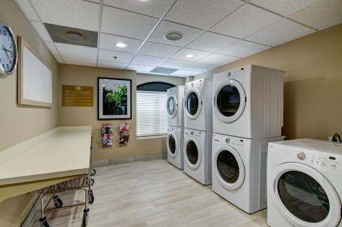 candlewood suites richmond west broad by ihg