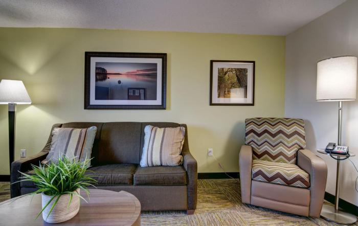 candlewood suites richmond west broad by ihg