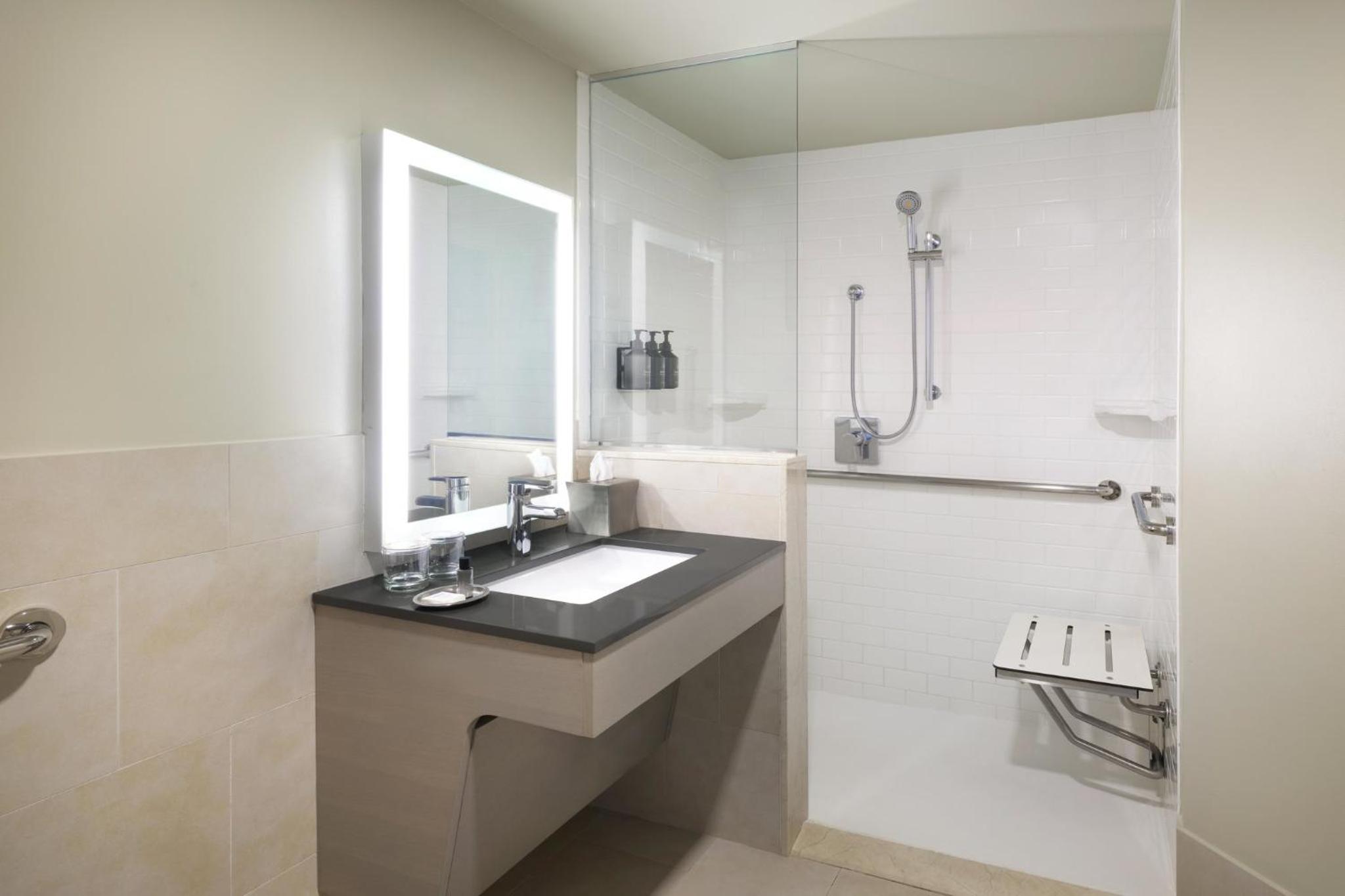 hotel indigo east end by ihg
