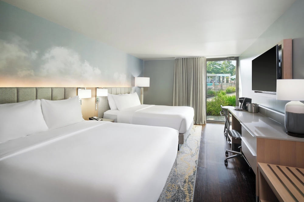 hotel indigo east end by ihg
