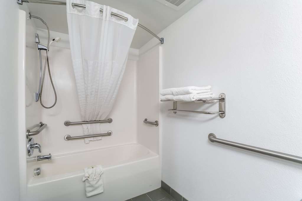 quality inn and suites augusta i 20