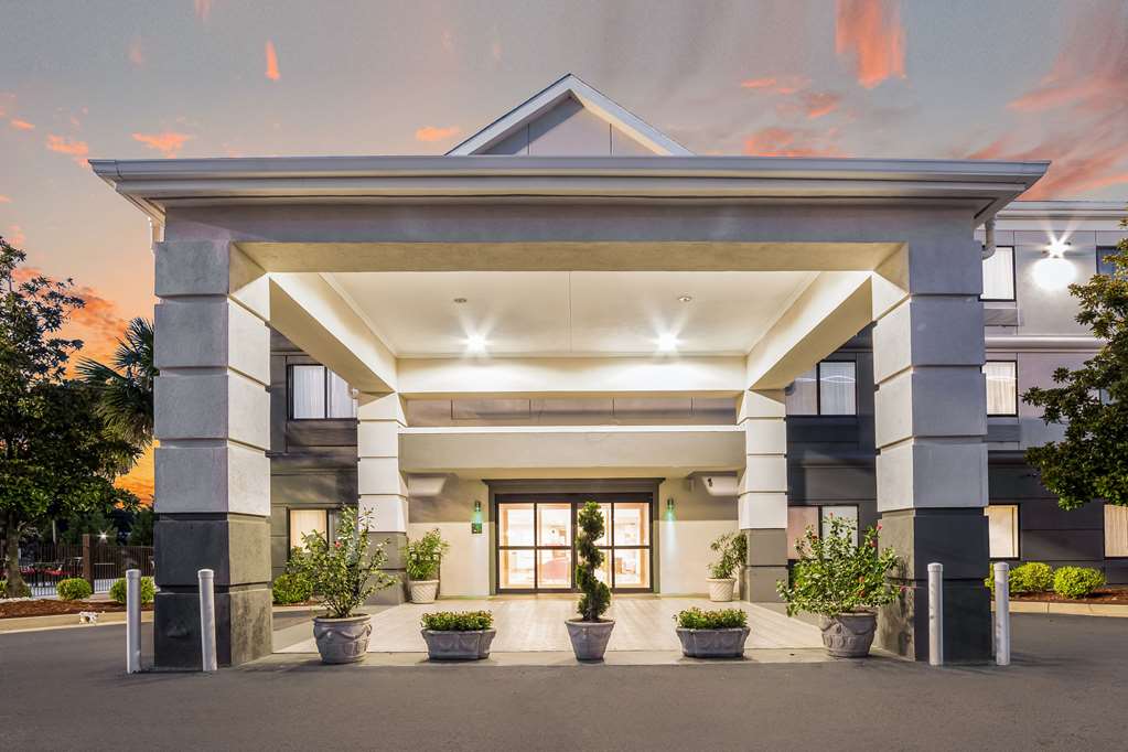 quality inn and suites augusta i 20