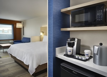 holiday inn express and suites lockport