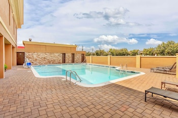 Best Western Mill River Manor,New York>>Long Island,3 star