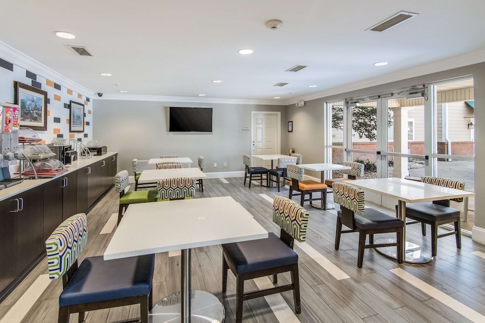 sleep inn and suites columbus near fort benning