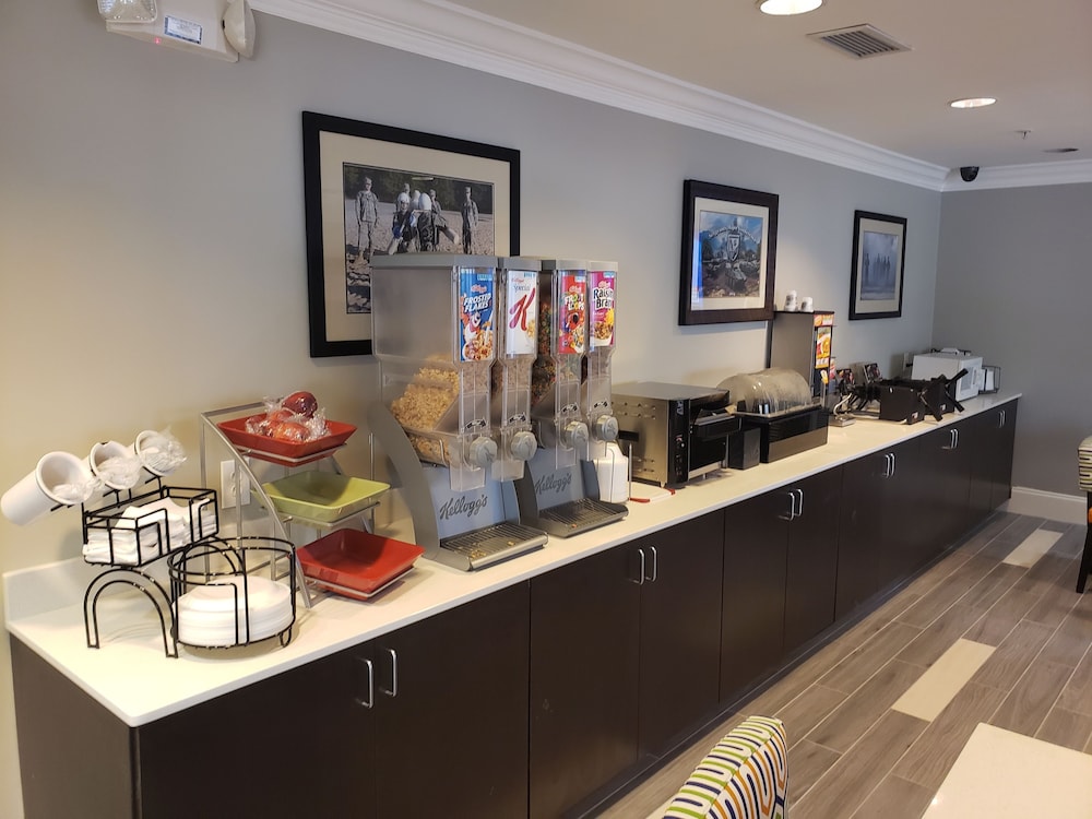 sleep inn and suites columbus near fort benning