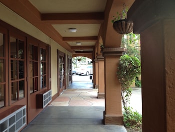 mainstay suites john wayne airport by choice hotels
