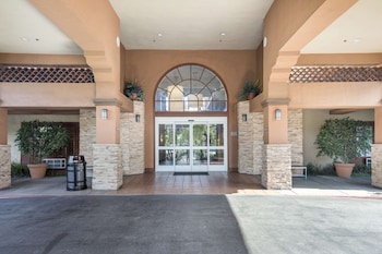 mainstay suites john wayne airport by choice hotels
