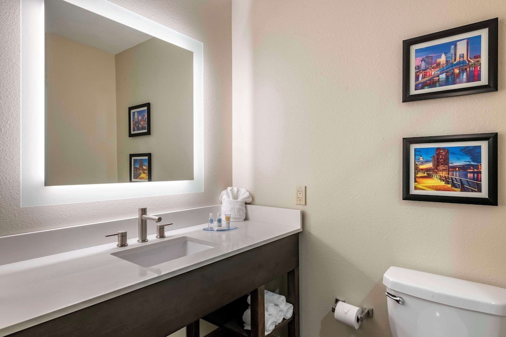 comfort inn and suites jacksonville orange park