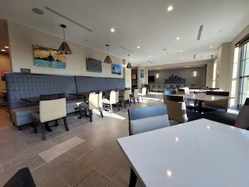 comfort inn and suites jacksonville orange park