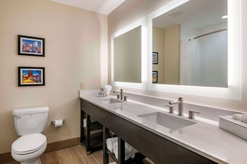 comfort inn and suites jacksonville orange park