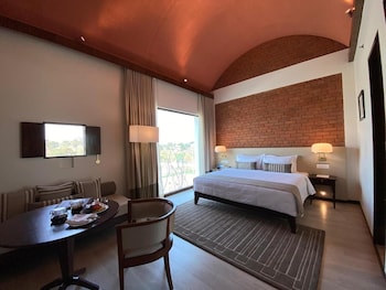 marasa sarovar premiere bodhgaya