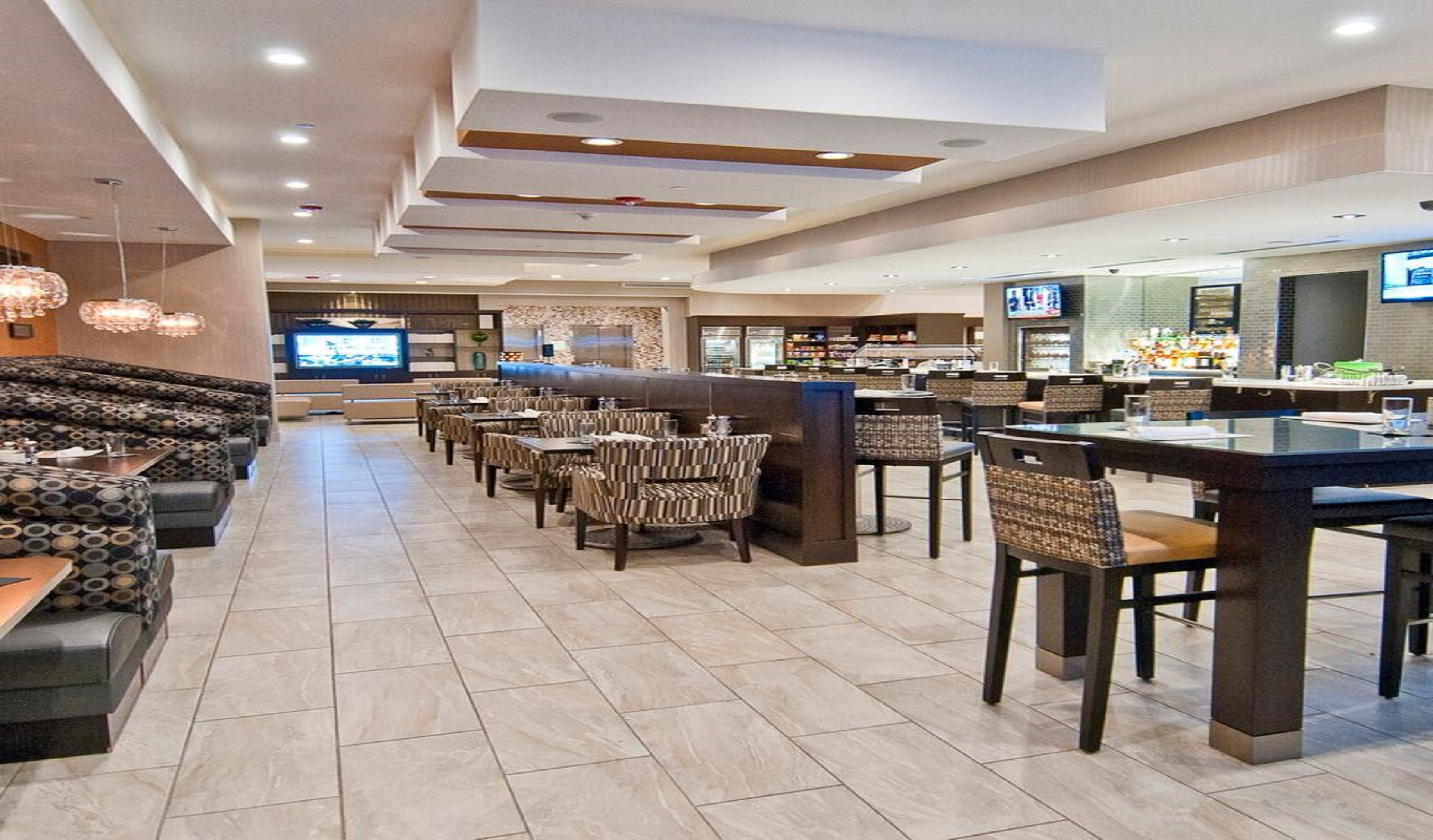 holiday inn austin airport by ihg
