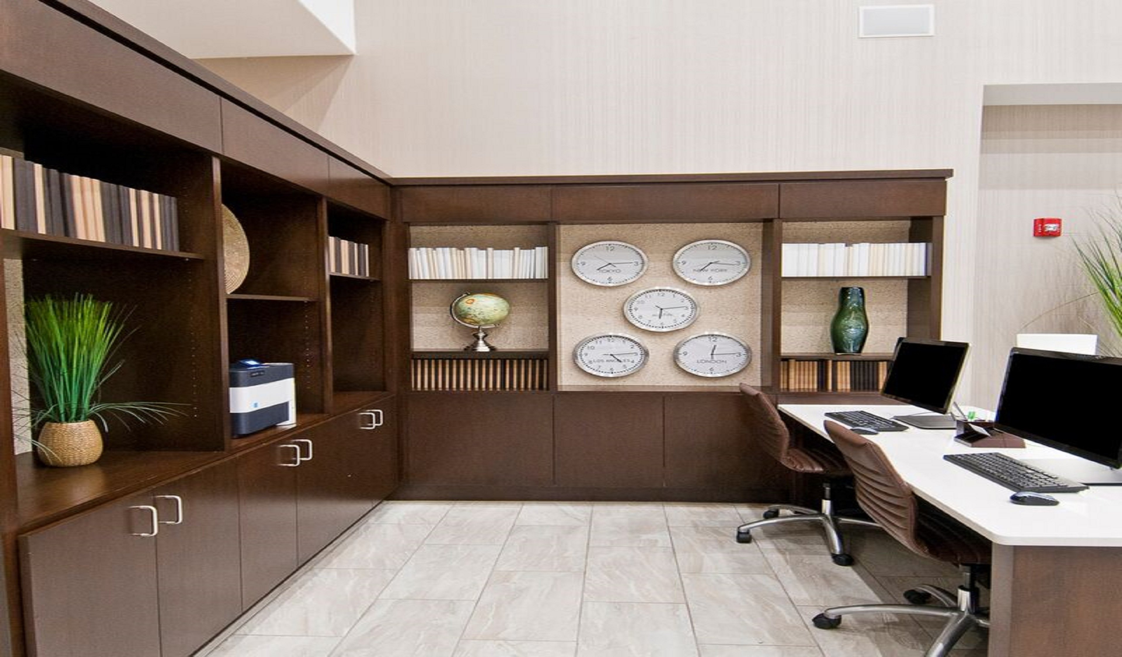 holiday inn austin airport by ihg