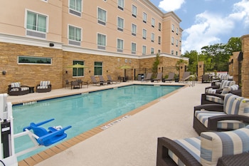 Holiday Inn Austin Airport By Ihg,Taylor>>Austin,3 star